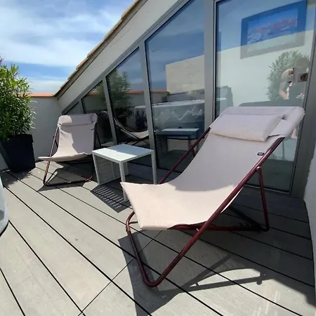 Le Rooftop Tropezien Сен-Тропе