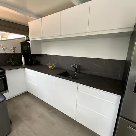 Apartment Le Rooftop Tropezien *