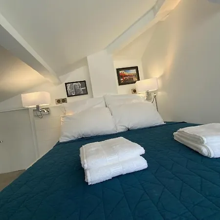 Le Rooftop Tropezien サントロペ