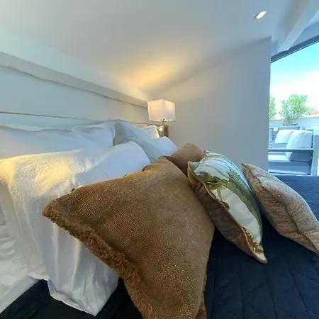 アパート Le Rooftop Tropezien *